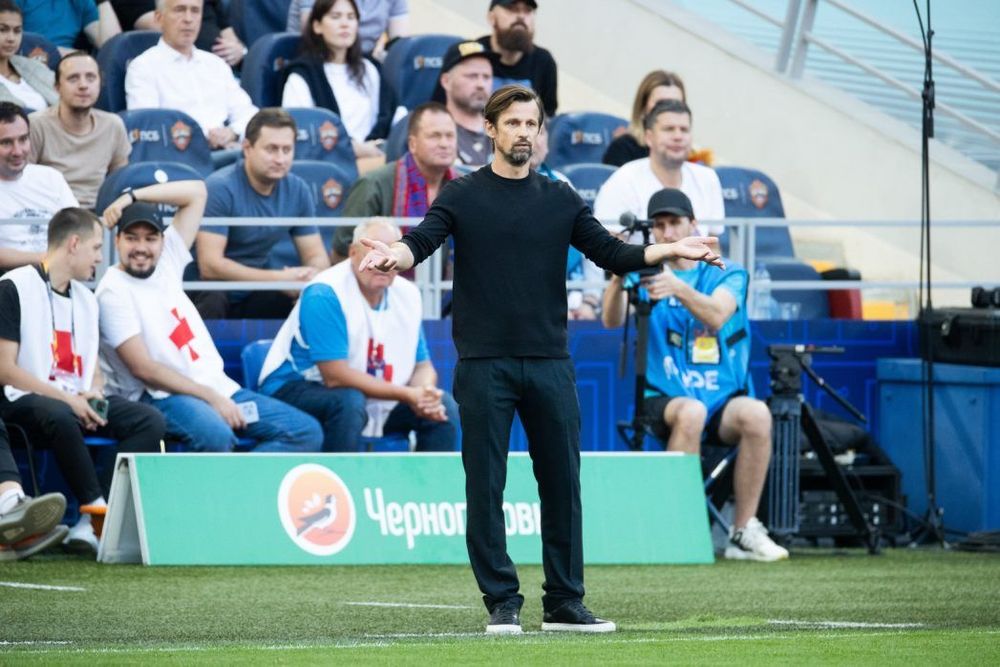 Медведев анонсировал сенсационный трансфер «Зенита» Медведев анонсировал сенсационный трансфер «Зенита»