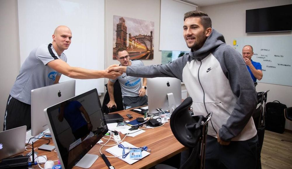 Александр Медведев прокомментировал детали перехода Сутормина в «Зенит»