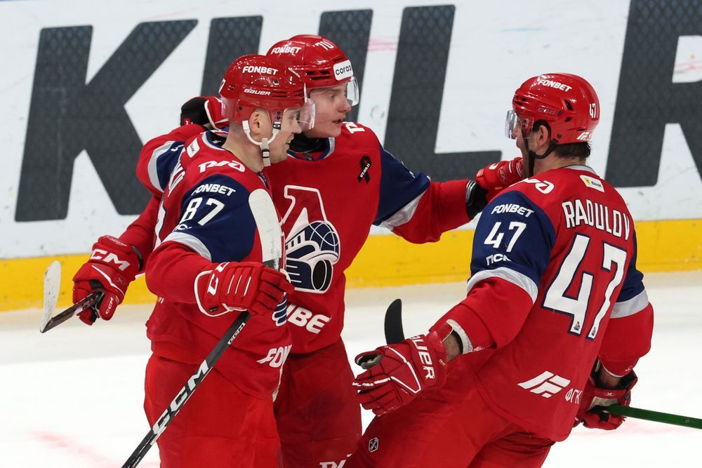 Сурин планирует снова посетить лагерь развития клуба НХЛ «Нэшвилл»