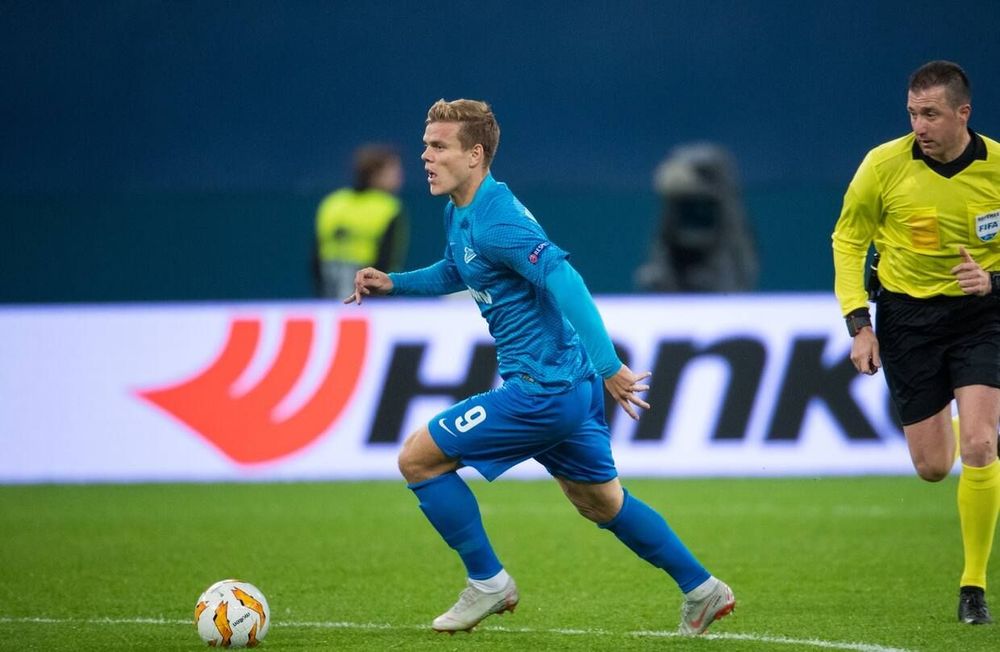 Кокорин готов пожать руку Паку при встрече и бесплатно играть за «Зенит»