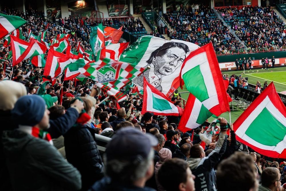 Сенников — о Джикии, Комличенко и Сутормине в «Локомотиве»: Средние усиления