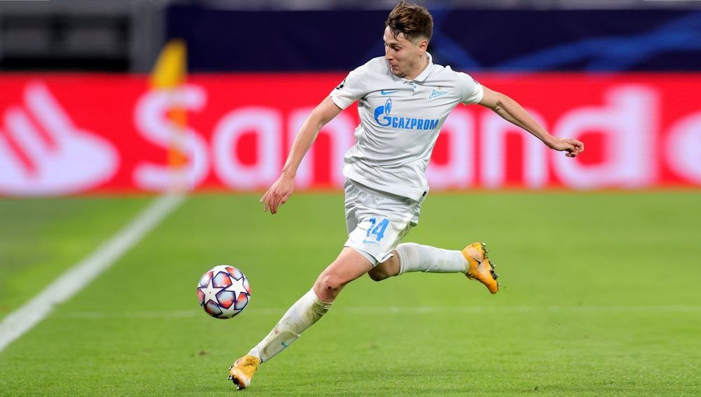 Отец Кузяева посчитал, что полузащитник показал себя в дебютном матче в Лиге 1 Отец Кузяева посчитал, что полузащитник показал себя в дебютном матче в Лиге 1