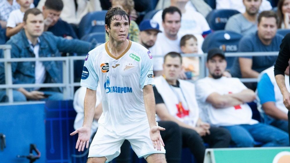 Фернандес успешно выдержал «фанатскую атаку» в Москве. Ничья – закономерный итог матча ЦСКА – «Зенит»