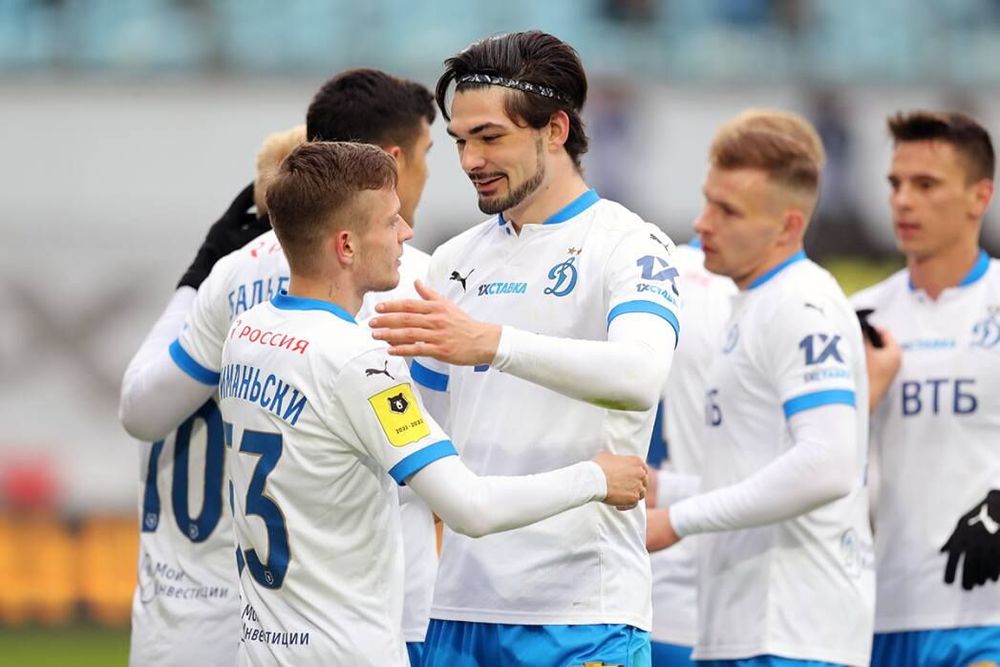 Главный тренер «Динамо» обратил внимание на прогресс воспитанника «Зенита» Сазонова Главный тренер «Динамо» обратил внимание на прогресс воспитанника «Зенита» Сазонова