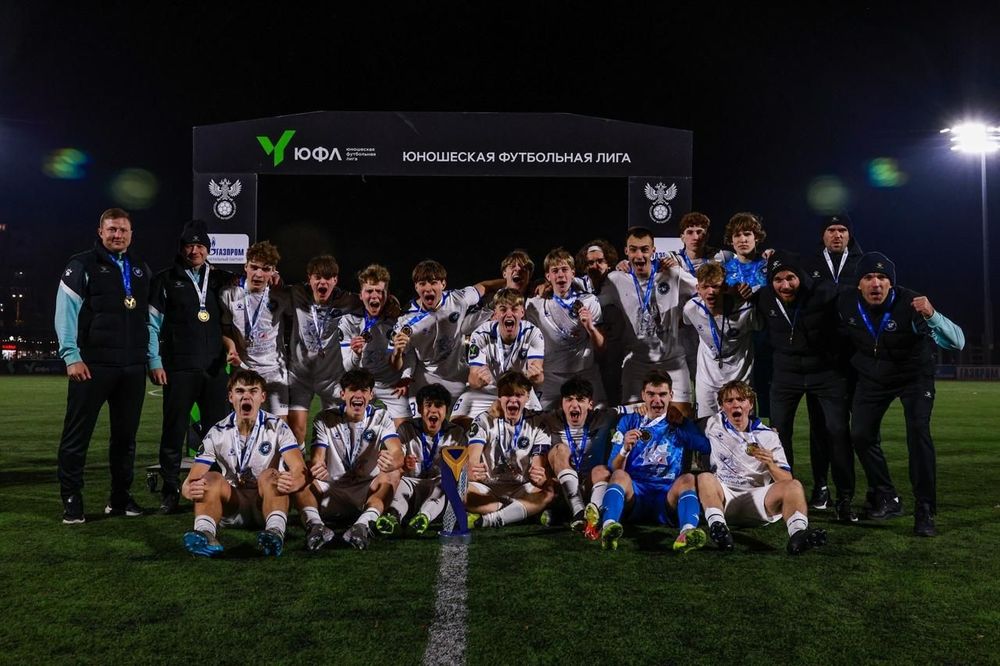 ФК «Алмаз–Антей» стал чемпионом ЮФЛ и МФЛ