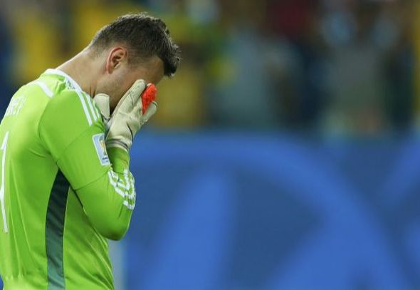 Пономарев: Акинфееву пора заканчивать в этом году