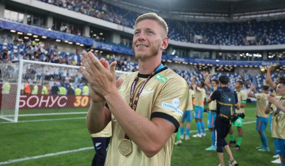 Агент Чистякова заявил, что защитник не покинет «Зенит»