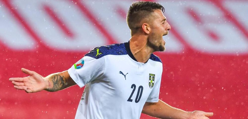 Перед матчем с Россией в сборной Сербии вспышка коронавируса