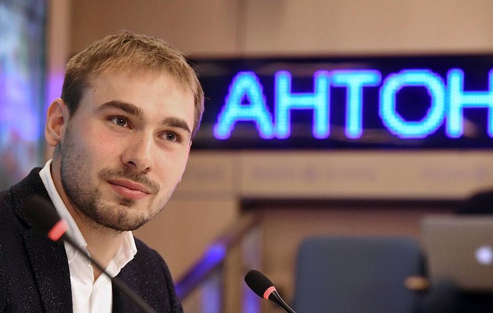 Шипулин не бросит лыжи. Крючков продолжит тренировать олимпийского чемпиона