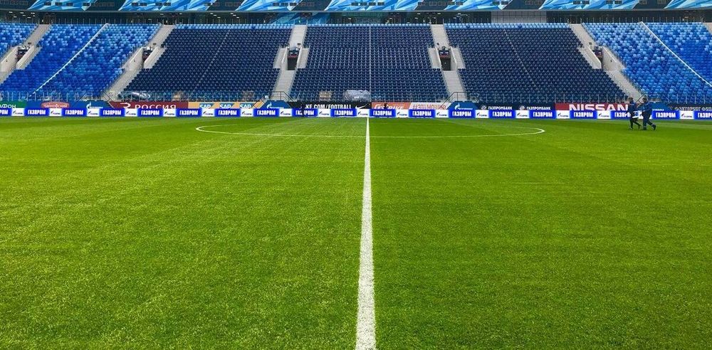 Питер день за днем: В «Тосно» нет денег, поле на стадионе «Санкт-Петербург» выкатят за пределы чаши Питер день за днем: В «Тосно» нет денег, поле на стадионе «Санкт-Петербург» выкатят за пределы чаши