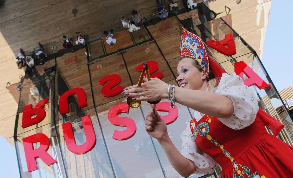 «Ложки победы» — вслед за каширолами и вувузелами