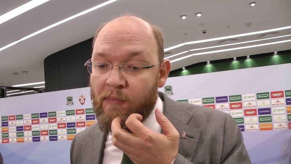 Илья Геркус объяснил, почему «Оренбург» нельзя пускать в РПЛ, на примере требований УЕФА