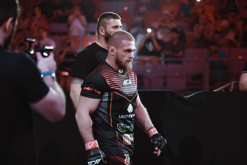 Боец MMA Артем Резников: Сидельникову поможет гейм-план от Федора Емельяненко