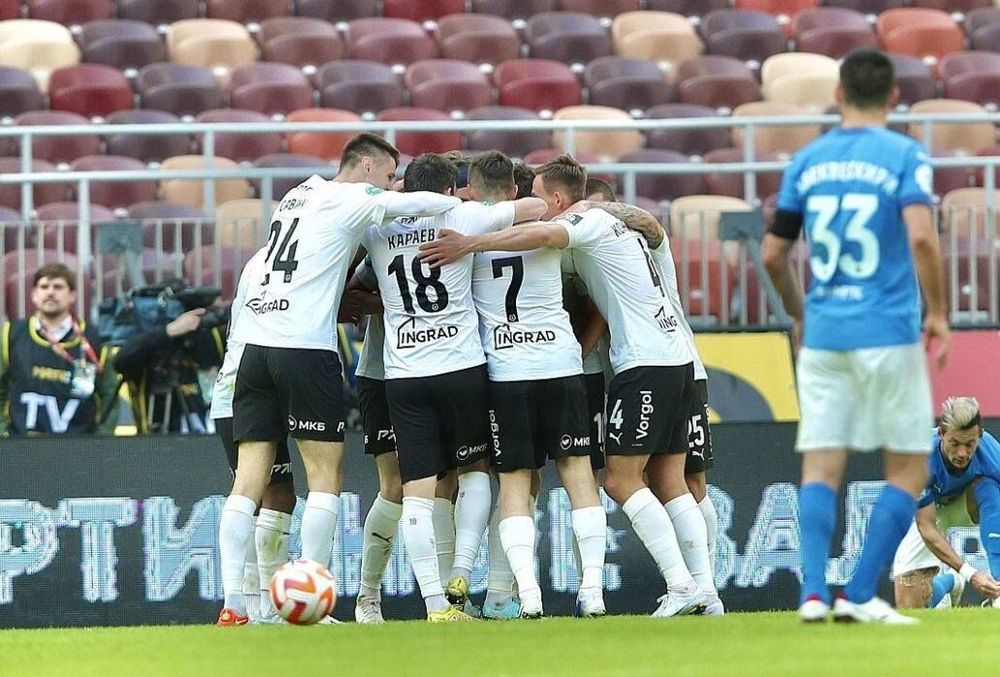 «Если хотят остаться, то пусть мне звонят» — бывший президент «Торпедо» о перспективах вылета команды из РПЛ «Если хотят остаться, то пусть мне звонят» — бывший президент «Торпедо» о перспективах вылета команды из РПЛ