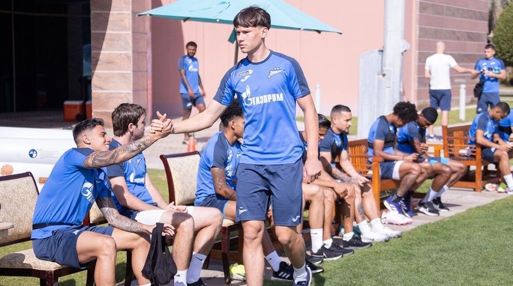 Защитник «Зенита» Бардачев продолжает восстановление после болезни