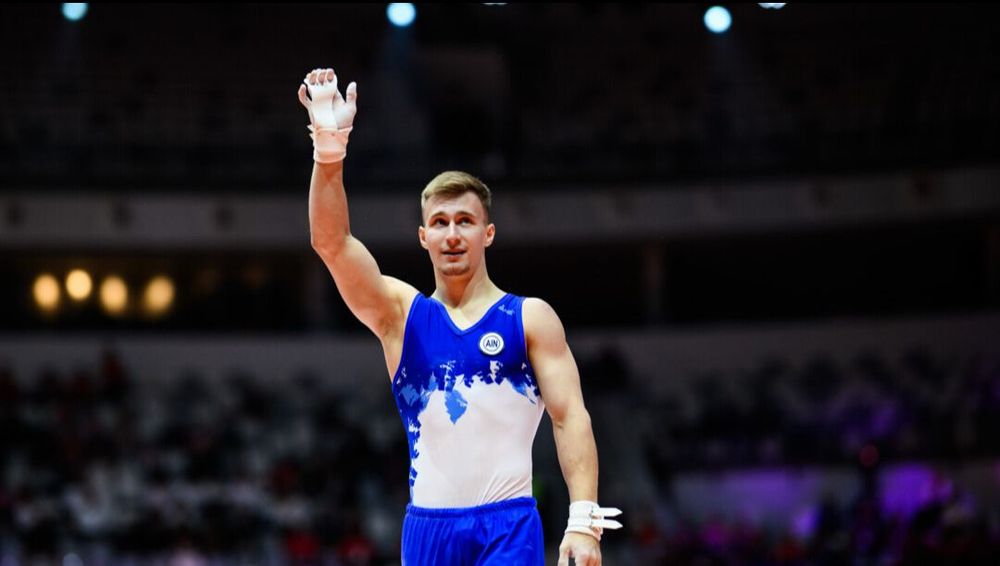 Даниел Маринов стал бронзовым призёром чемпионата мира в упражнении на брусьях