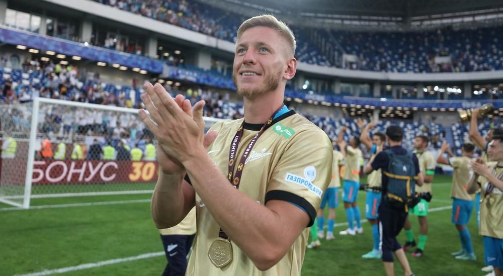 «Зенит» объявил о переходе Чистякова в «Сочи»