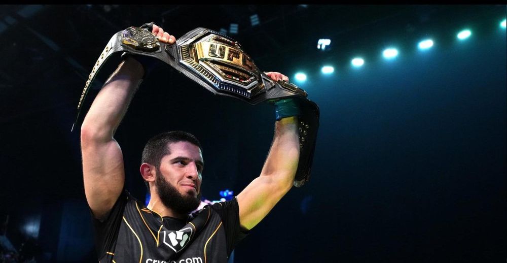 Волкановски призвал Махачева подписать контракт на объединительный поединок