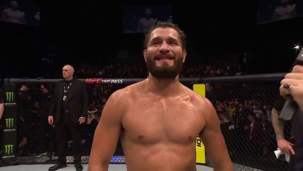 Бойцу UFC потребовалось 5 секунд, чтобы выиграть бой – это новый рекорд