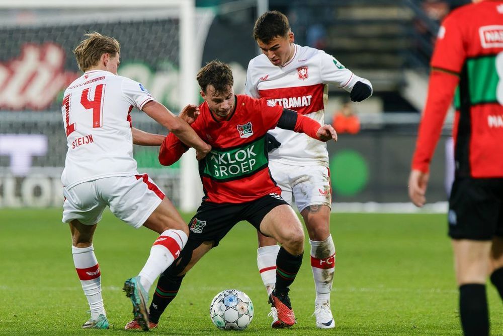 Корнеев: Угальде не стоит и половины суммы, которую за него заплатит «Спартак»