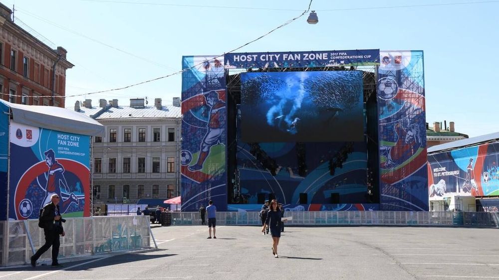Фестиваль на Конюшенной площади