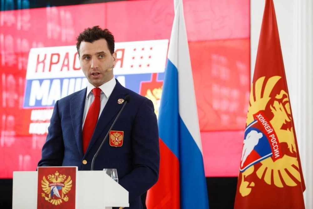 Роман Ротенберг – деловитый романтик. Но многие его представления о мире ошибочны