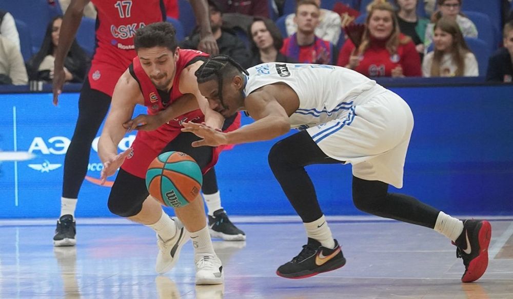 ЦСКА поддержали Шведа, но уступили «Зениту» в первом матче серии за третье место Единой лиги ВТБ ЦСКА поддержали Шведа, но уступили «Зениту» в первом матче серии за третье место Единой лиги ВТБ