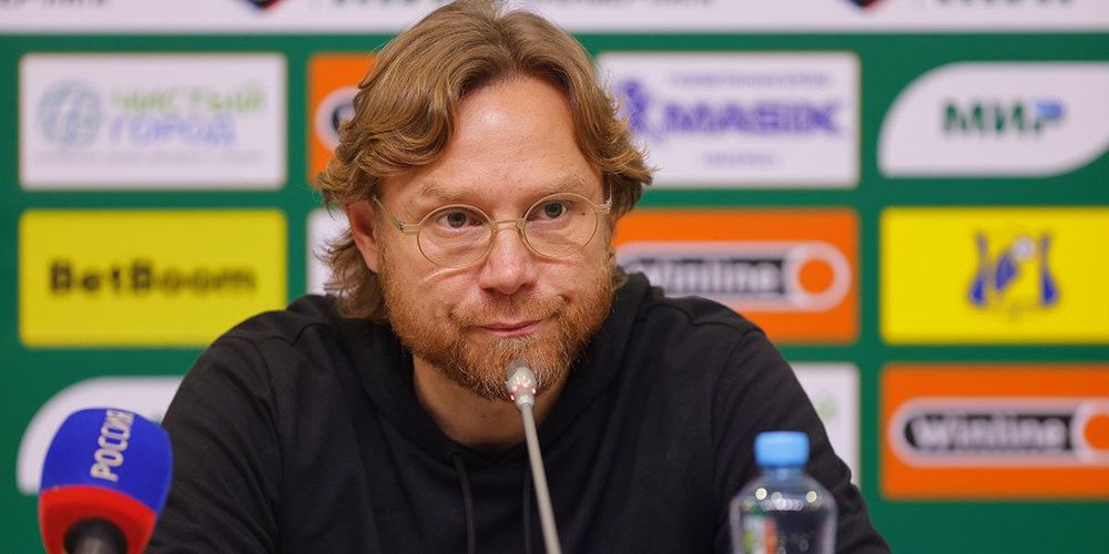 Карпин объяснил включение Глушенкова в расширенный состав сборной России