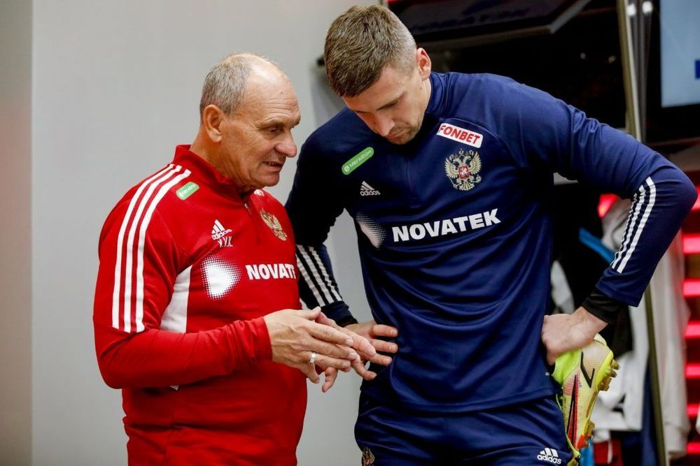 Белоус: Песьякова вызывают в сборную за кампанию? Лантратов был бы полезнее Белоус: Песьякова вызывают в сборную за кампанию? Лантратов был бы полезнее