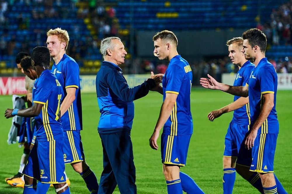 Губернатор Ростовской области хочет, чтобы «Ростов» закончил сезон в первой половине таблицы