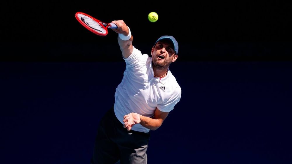 Кафельников прокомментировал выход Карацева в полуфинал Australian Open