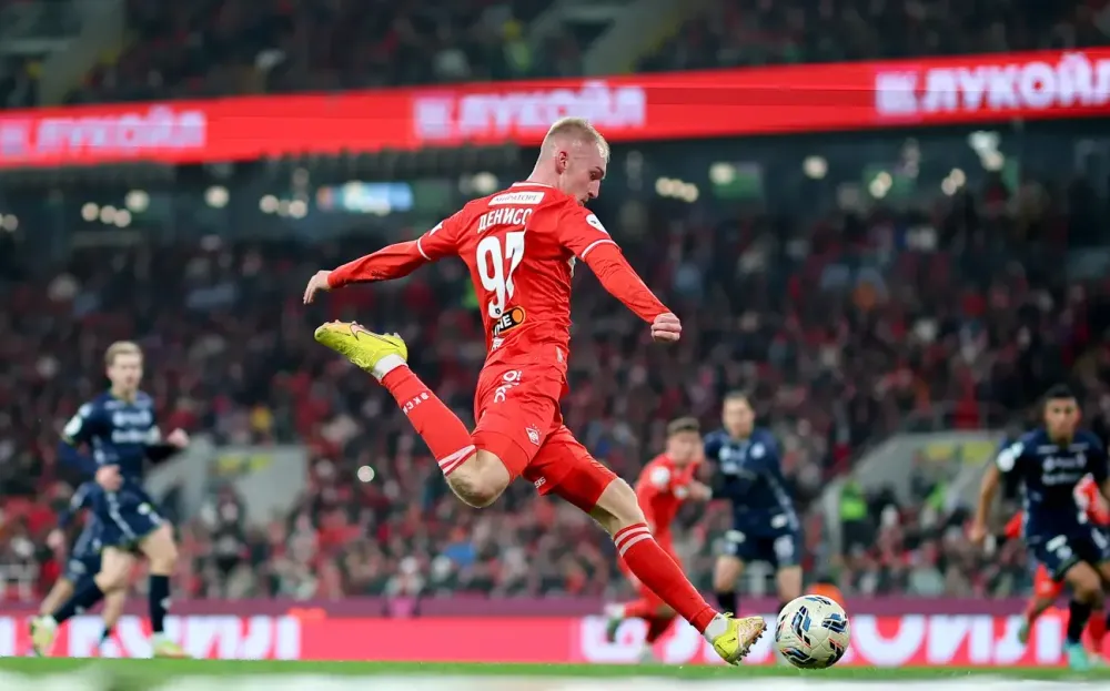 «Зенит» интересуется защитником «Спартака» Даниилом Денисовым