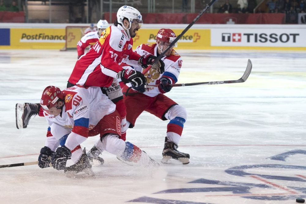 Дубль Ничушкина помог «Колорадо» победить «Чикаго» Дубль Ничушкина помог «Колорадо» победить «Чикаго»