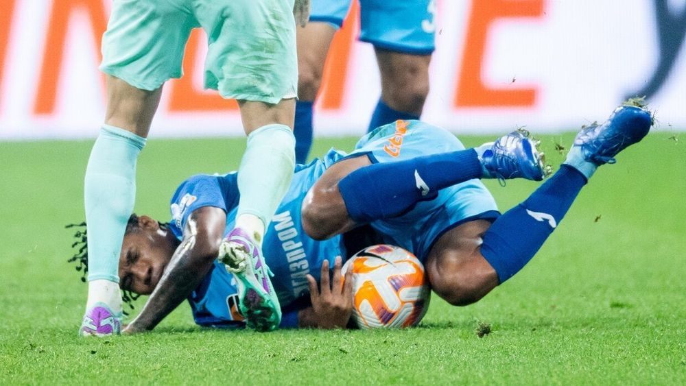 Пять главных итогов первого круга РПЛ. Что не так с «Зенитом», «Спартаком» и ЦСКА? Пять главных итогов первого круга РПЛ. Что не так с «Зенитом», «Спартаком» и ЦСКА?