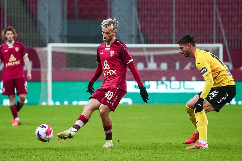 Агент Кучаева назвал невозможным возвращение игрока в «Рубин»