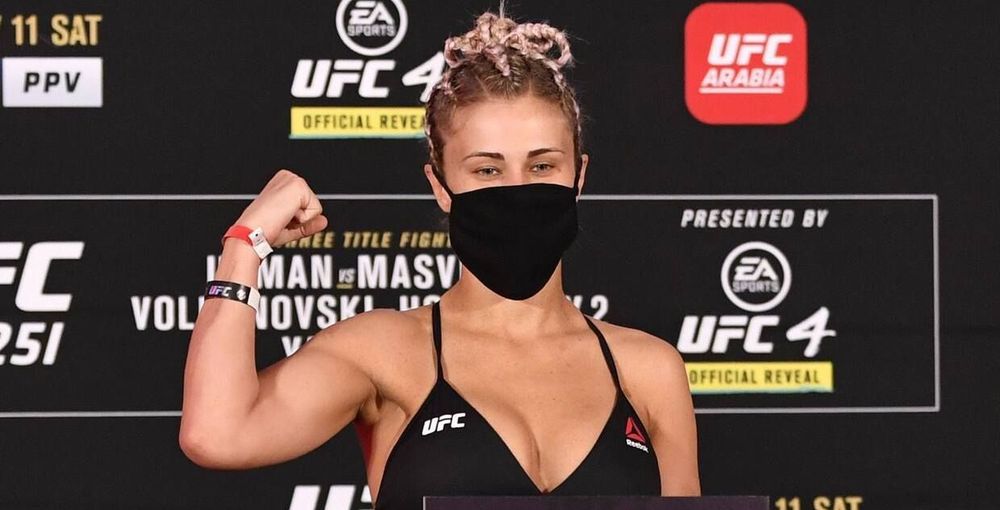 Снимающаяся обнаженной в инстаграме красотка провела последний бой в UFC