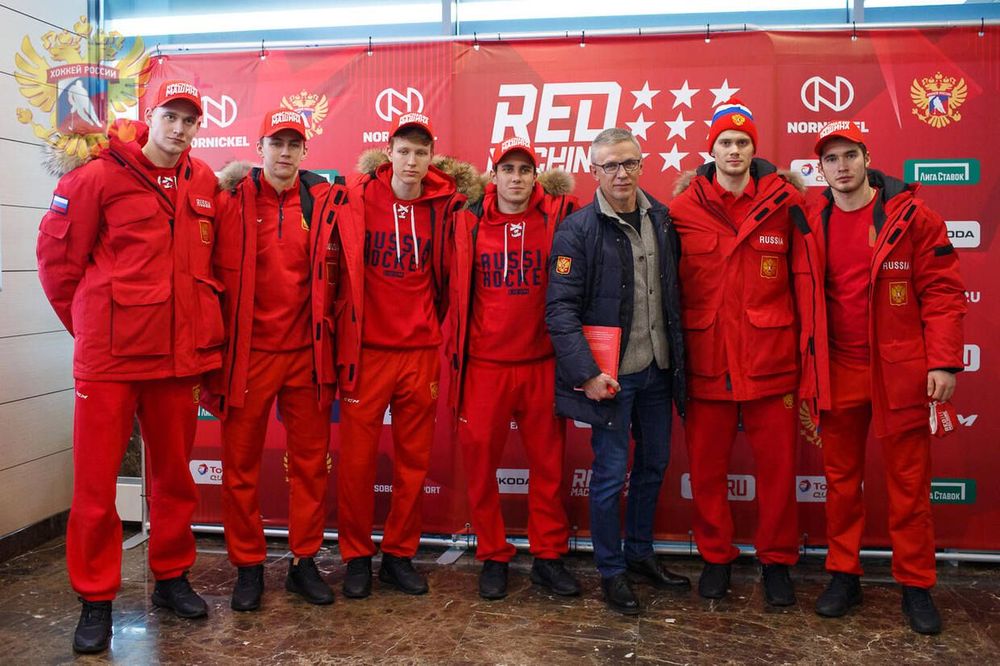 Тренеры сборной России назвали причины провала на молодежном чемпионате мира