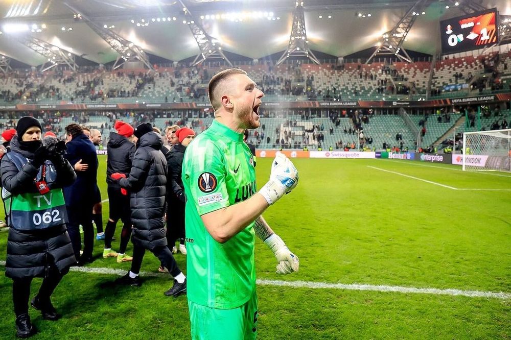 Селихов против Максименко и Шунин против Лещука: кого ставить в ворота на финал Кубка России? Селихов против Максименко и Шунин против Лещука: кого ставить в ворота на финал Кубка России?