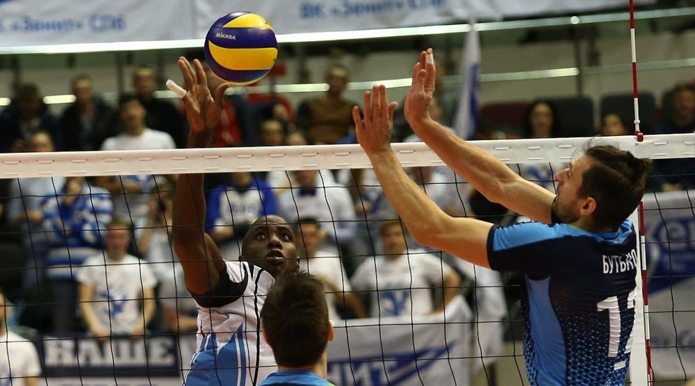 «Зенит» проиграл одноклубникам из Казани и занял второе место на чемпионате России