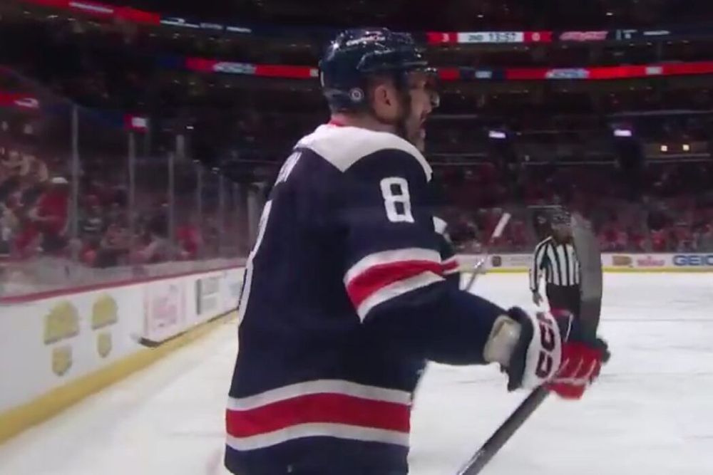 Овечкин забил 832-й гол в карьере в матче с «Монреалем»