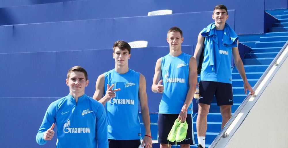 Семак взял на сбор шестерых молодых игроков, но для них правильный путь – аренды