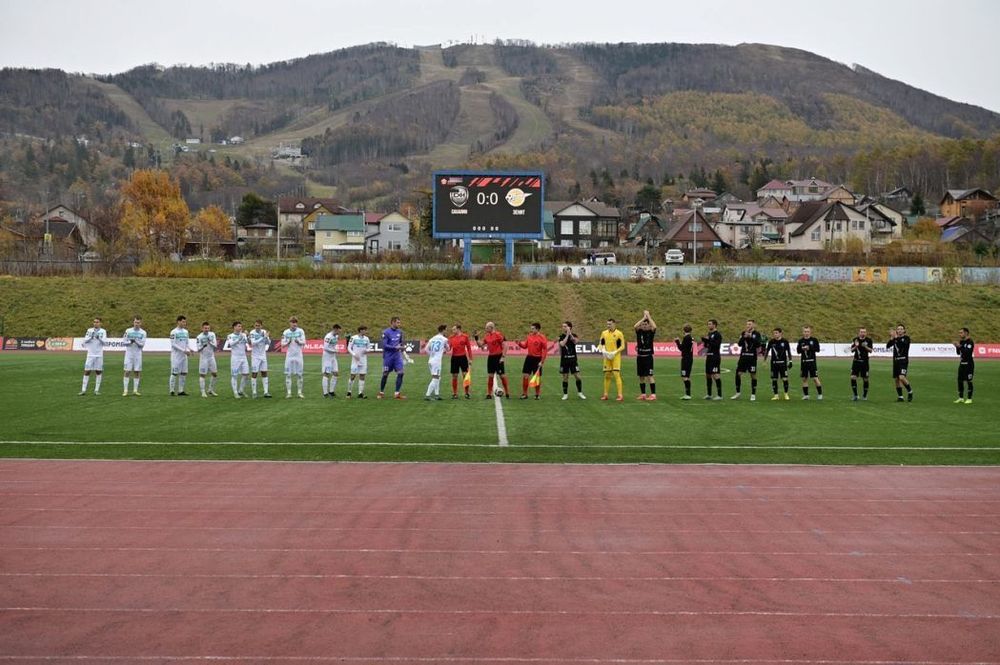 Руководство Южно-Сахалинска обещало оказать экономическую поддержку «Сахалину»