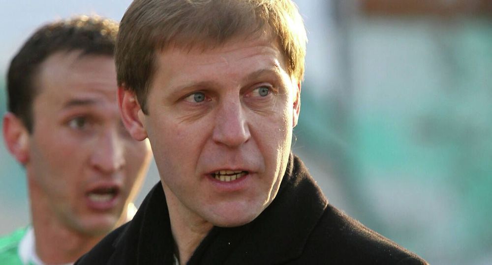 Сергей Передня: Безбородов увидел пенальти, внаглую отвернулся и убежал!