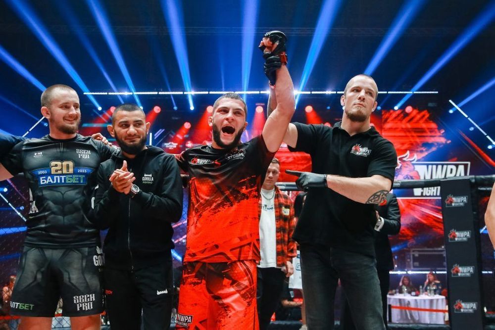 Боец MMA Акимов: Не вижу конкурентов у Махачева