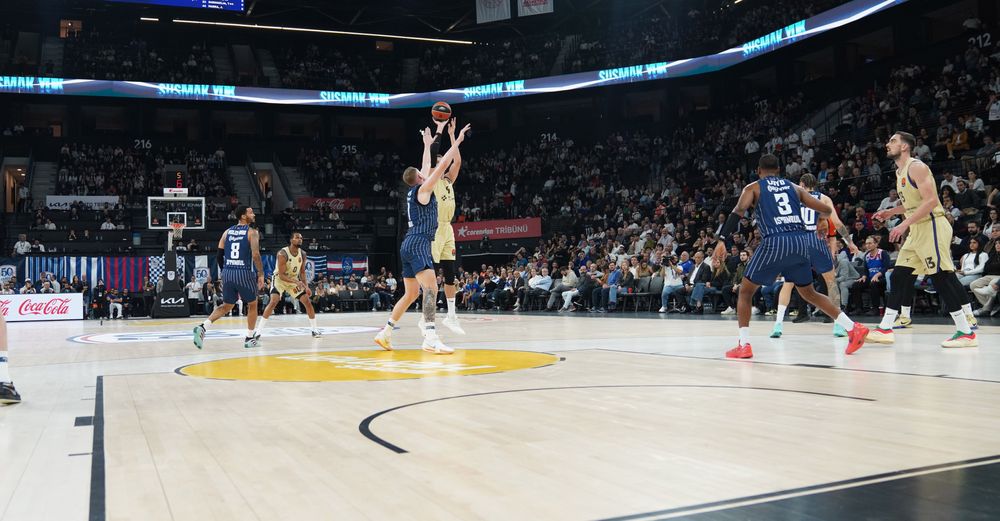 Демин набрал первые 100 очков в НБА