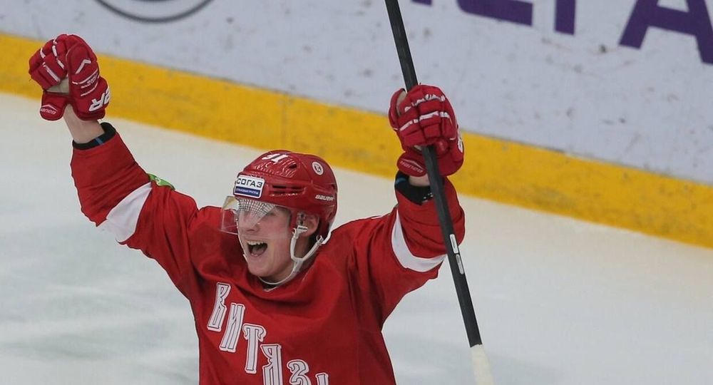 Макеев забил один из самых быстрых голов в истории КХЛ Макеев забил один из самых быстрых голов в истории КХЛ