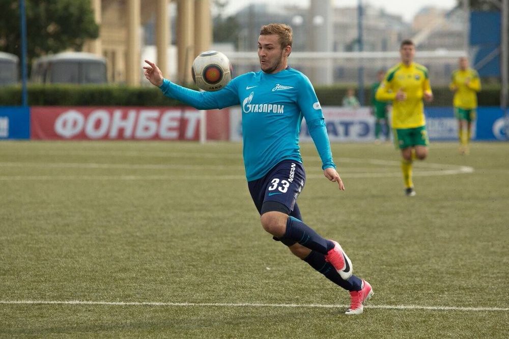 «Панюкова нам никто не отдаст». Генеральный директор «Тосно» — о трансферах, долге перед «Петровским» и Погребняке