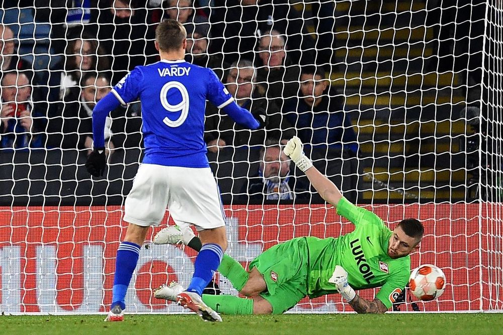 Селихов рассказал о отбитом пенальти в матче Лиги Европы с «Лестером» Селихов рассказал о отбитом пенальти в матче Лиги Европы с «Лестером»