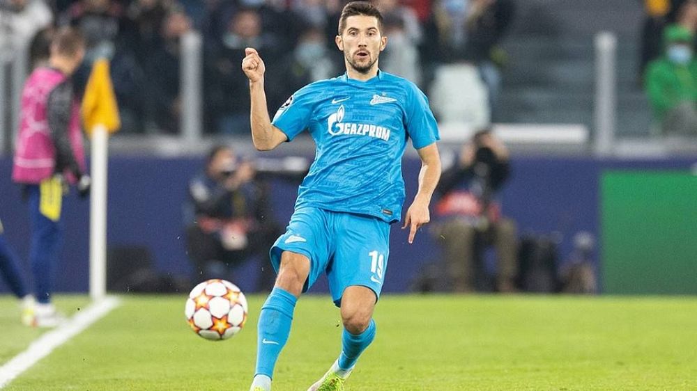 Агент Сутормина: Что может чувствовать игрок сборной России, который не выходил в шести матчах РПЛ? Агент Сутормина: Что может чувствовать игрок сборной России, который не выходил в шести матчах РПЛ?