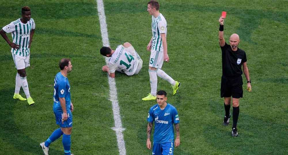 Что «Зениту» делать с Паредесом? Нуждается ли аргентинец в показательной порке?